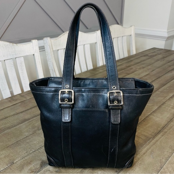 Coach Hampton Vintage Black Smooth Leather Tote Shoulder Bag - Picture 3 of 13